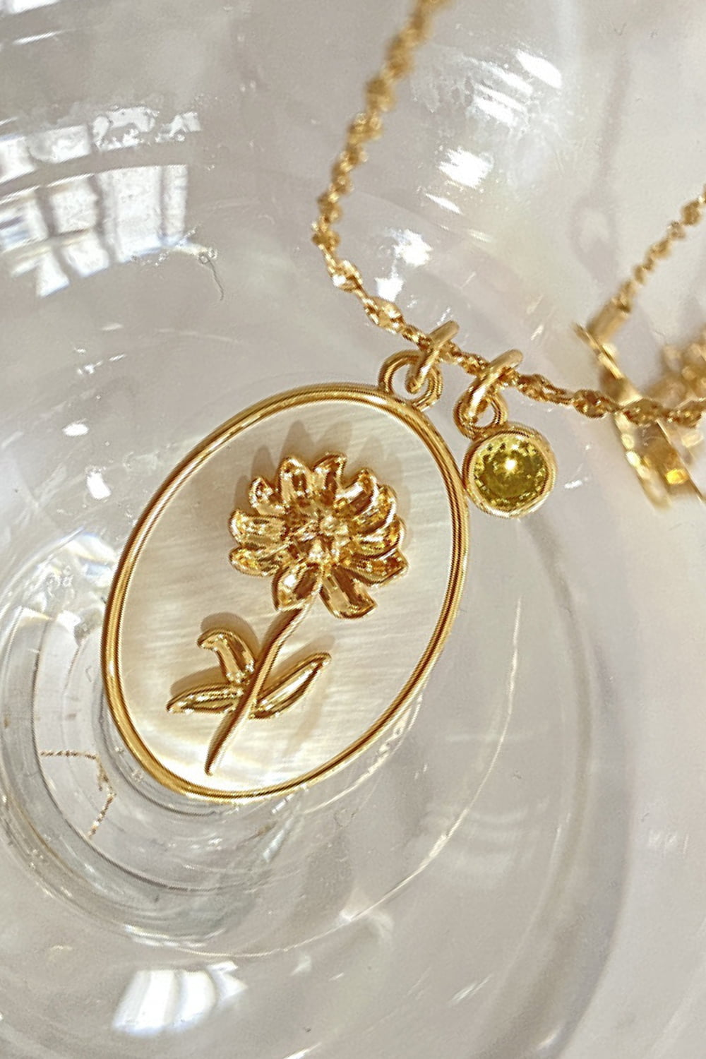 Flower Shell Pendant Copper Necklace - Treasured Gift's & More