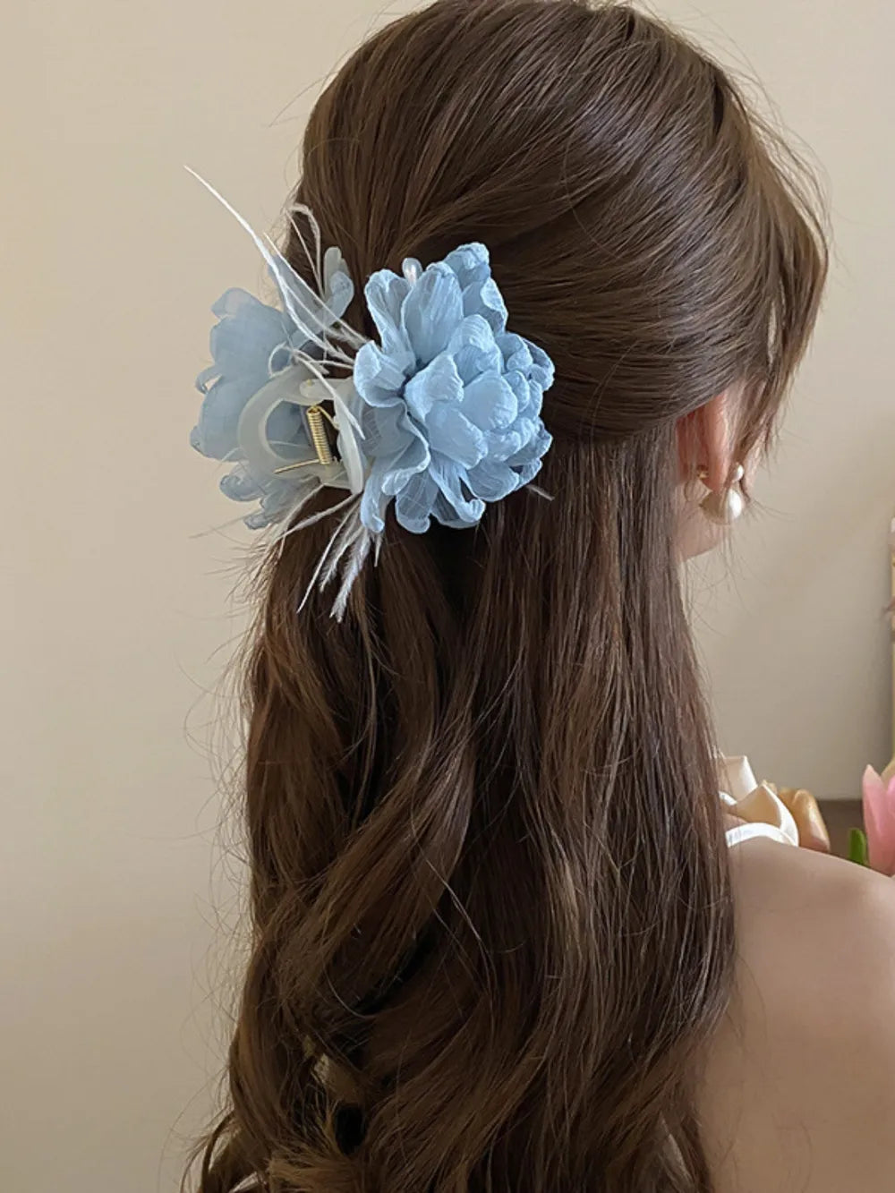 Feather Trim Flower Shape Hair Claw Clip - Treasured Gift's & More
