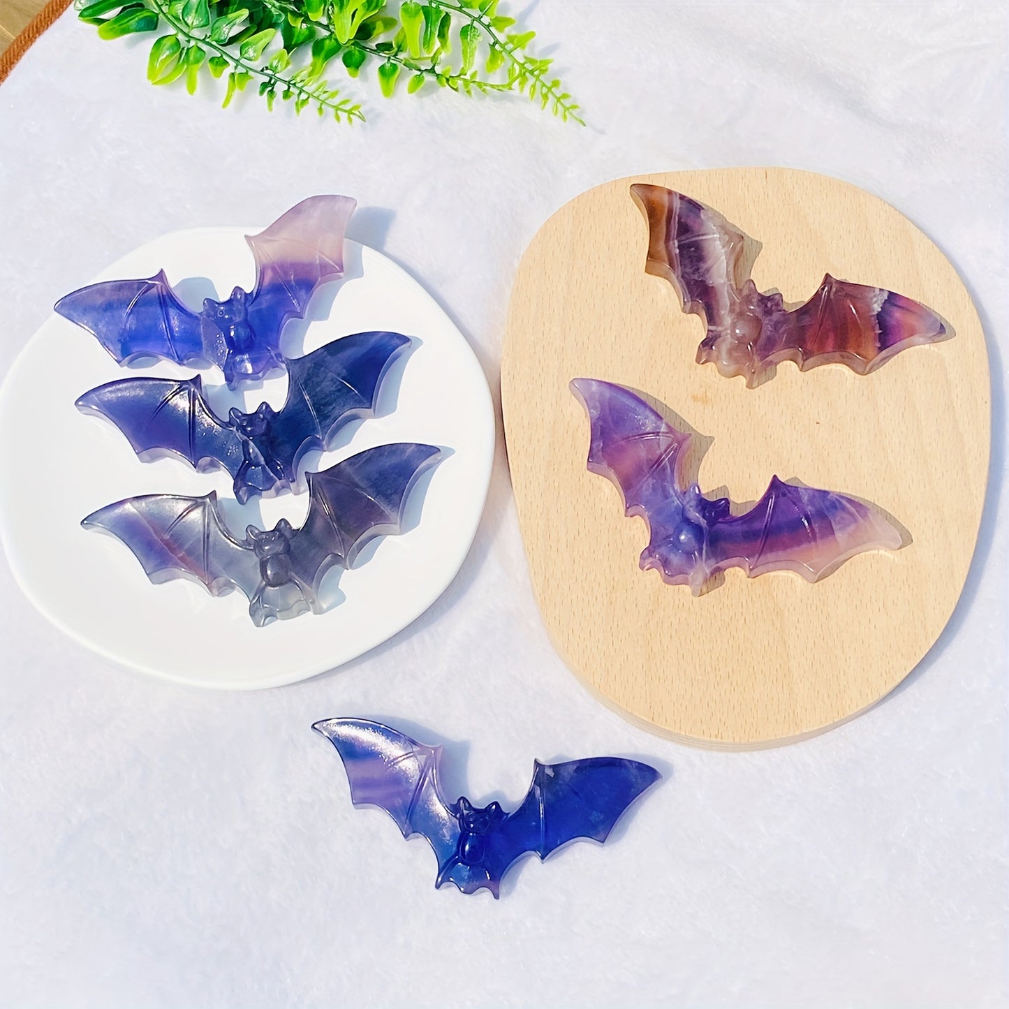 1pc Natural Fluorite Bat Carving, Crystal