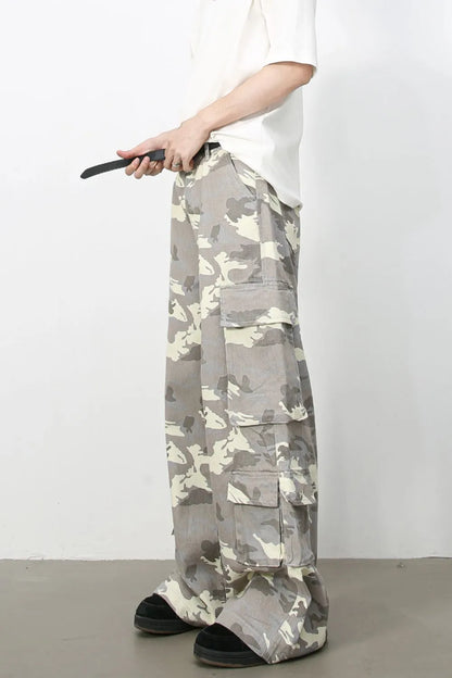 Men's Camouflage Wide Leg Cargo Jeans - Treasured Gift's & More