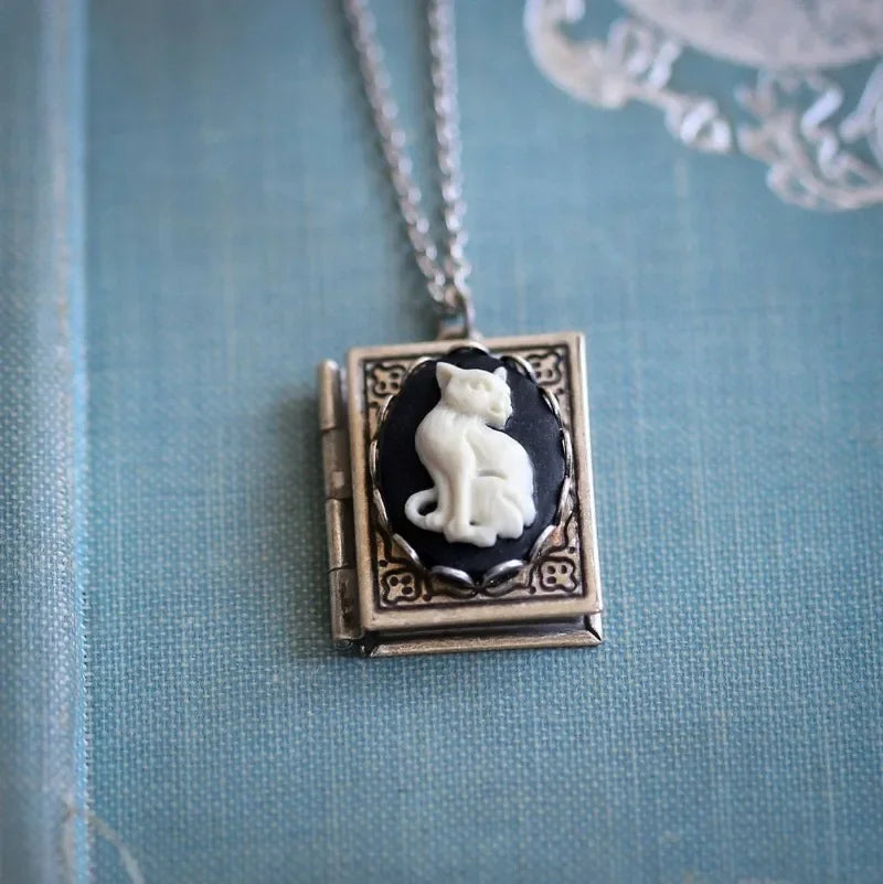 Gothic Cat Cameo Pendant Necklaces