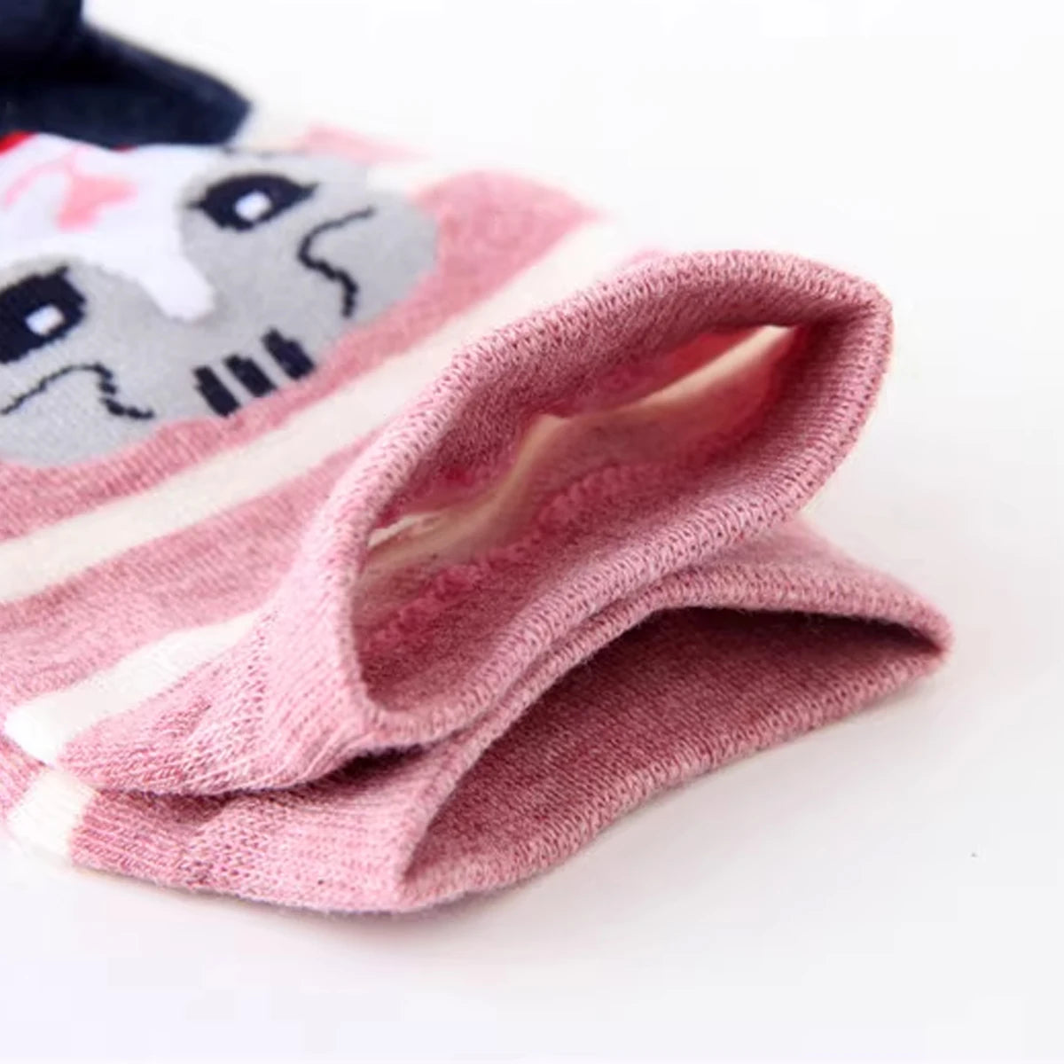 5 Pairs of Women's Crew Socks with Cat Patterns