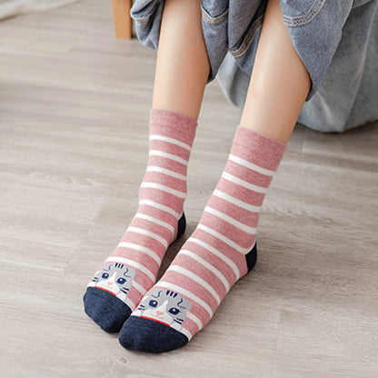 5 Pairs of Women's Crew Socks with Cat Patterns