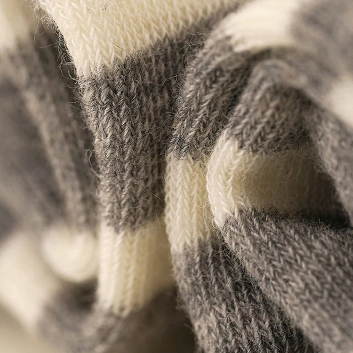 5 Pairs of Women's Crew Socks with Cat Patterns