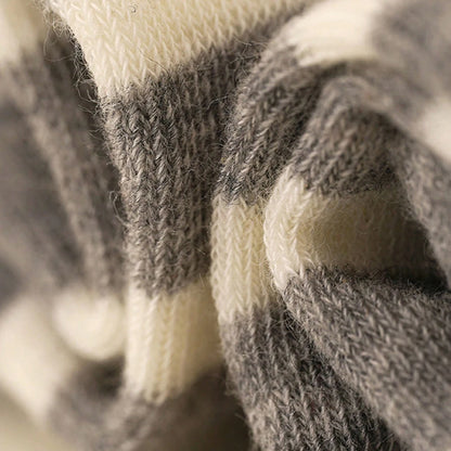 5 Pairs of Women's Crew Socks with Cat Patterns