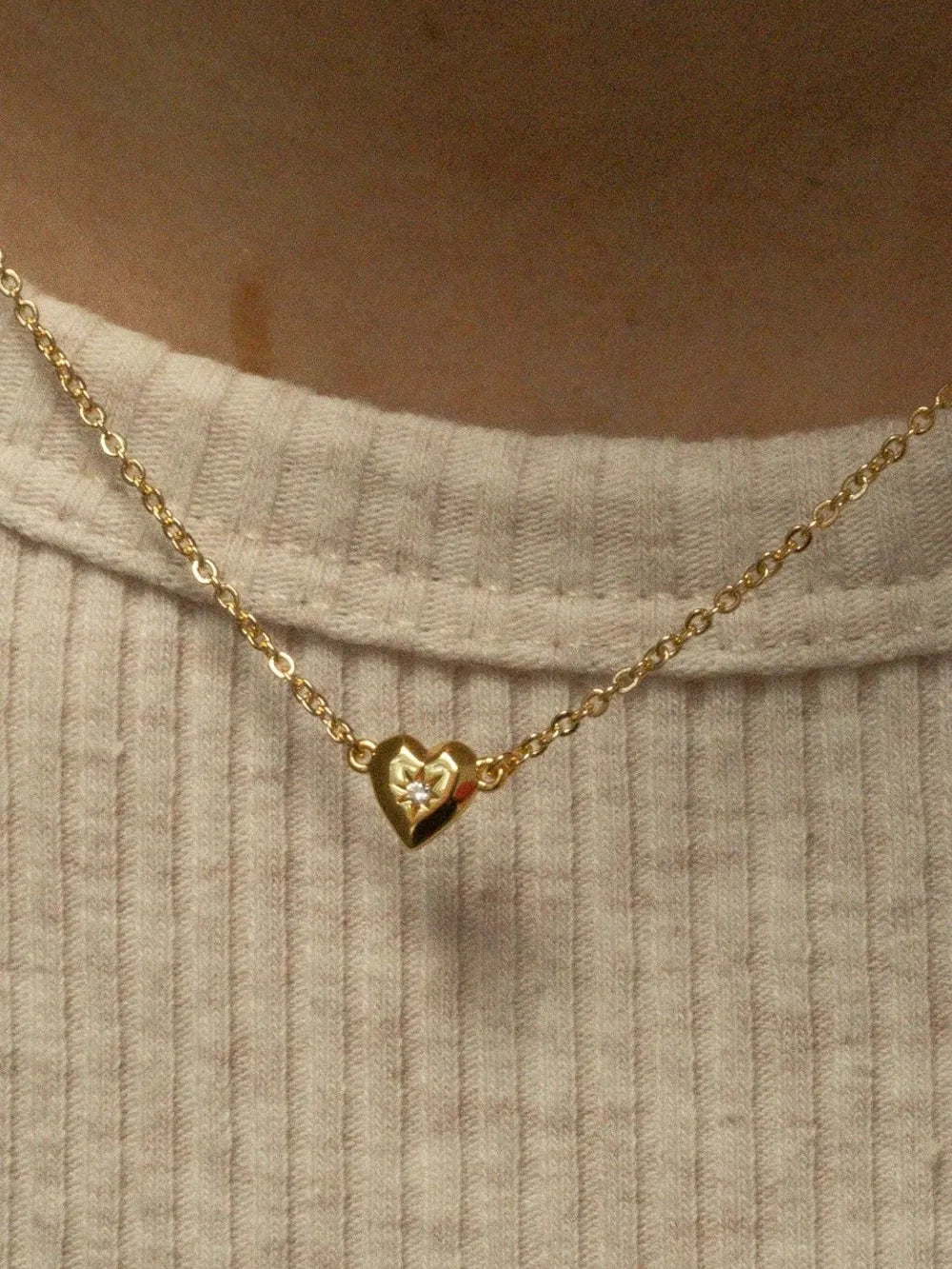 Zircon Heart Pendant Necklace - Treasured Gift's & More