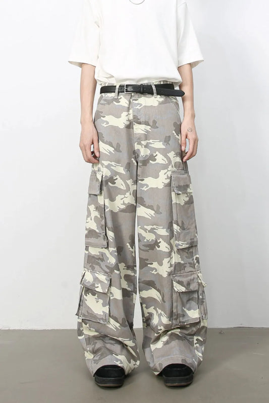 Men's Camouflage Wide Leg Cargo Jeans - Treasured Gift's & More